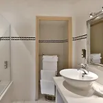 Restaurant Charbonnel Hotell