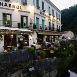 Hotell Restaurant Charbonnel Brantôme