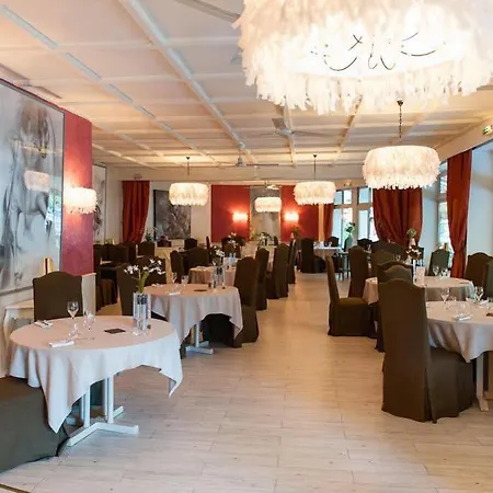 فندق Restaurant Charbonnel Brantôme