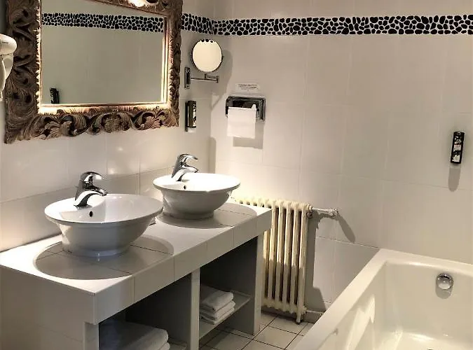 Restaurant Charbonnel Hotel Brantôme