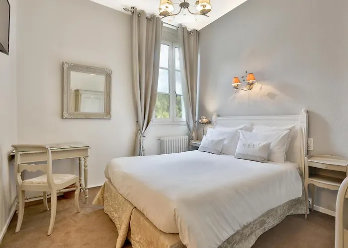 Hotel Restaurant Charbonnel Brantôme