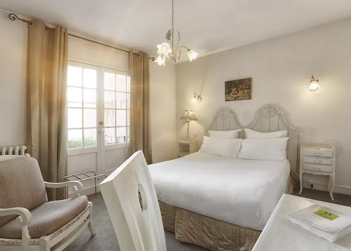 Restaurant Charbonnel Hotel 3*