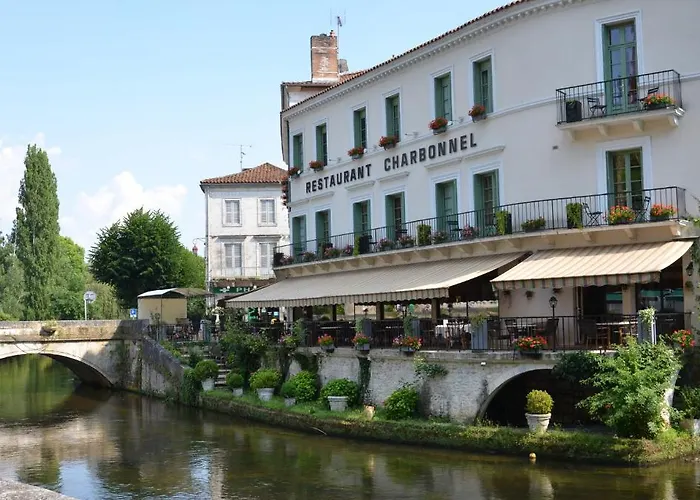 Otel Restaurant Charbonnel 3*